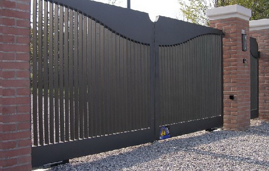 Купить новые ворота Абакан откатные в Краснокаменске по цене от 83336 руб