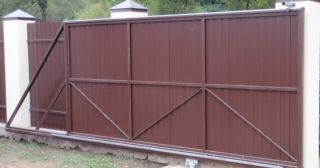 Купить откатные ворота из профнастила Краснокаменск, цена от 1771 руб.