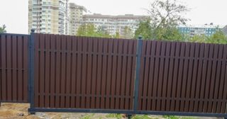 Купить распашные ворота из штакетника Краснокаменск, цена от 2761 руб.